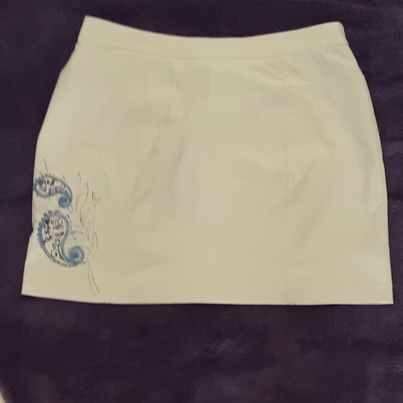 Title nine Dresses & Skirts - Title NIne Skirt Skort Size 8